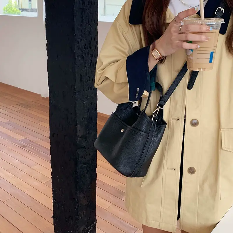 Women's Beige Leather Tote Bag 2026 Summer — feature 20