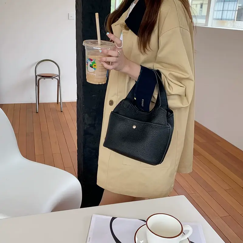 Women's Beige Leather Tote Bag 2026 Summer — feature 21