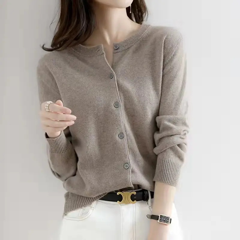 Women's Knitted Cardigan Large Beige Wool Outwear - Image 5