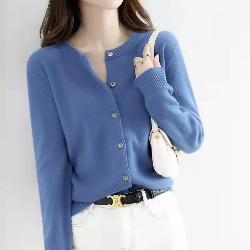 Women's Knitted Cardigan Large Beige Wool Outwear - Image 7