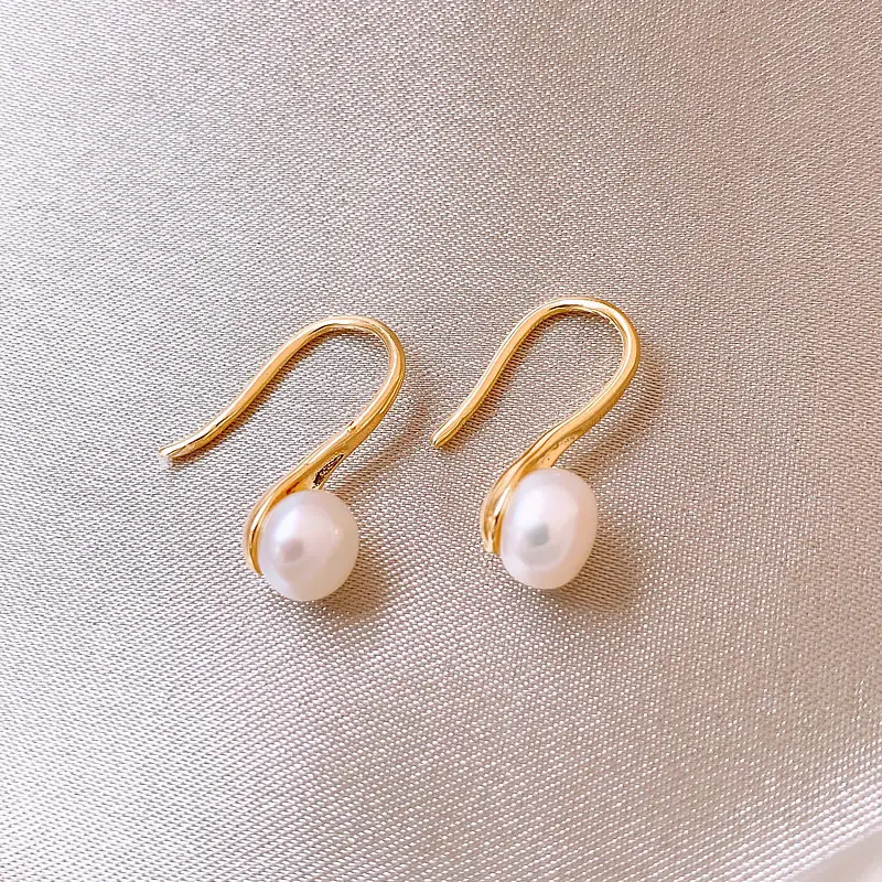 Freshwater Pearl Hook Earrings Small - Image 4