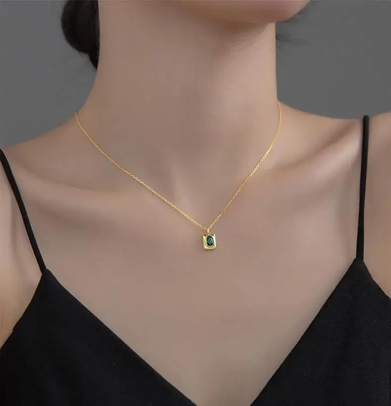 Gold Geometric Green Diamond Necklace for Men Women — feature 2
