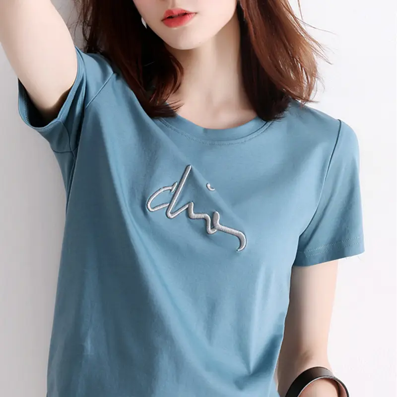 Women White Graphic T-Shirt with "diss" Print - Image 5