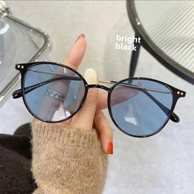 Women Color-Changing Myopia Glasses Cold Brown Frames - Image 6