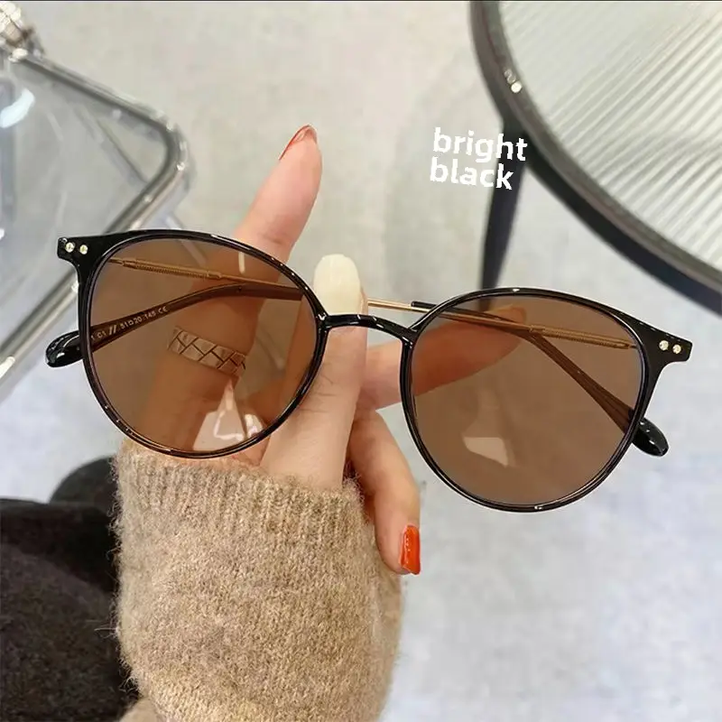 Women Color-Changing Myopia Glasses Cold Brown Frames - Image 9
