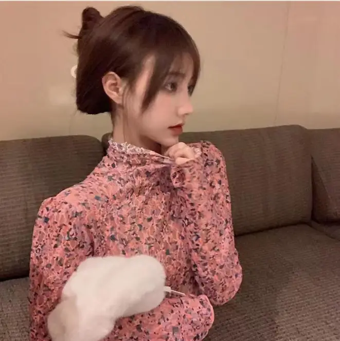2005 Korean Style Lace Top for Women Half-High Collar - Image 3