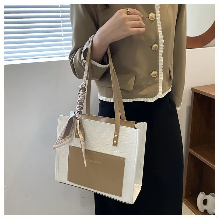 Women's White Crossbody Tote Bag 2026 New Style — feature 22