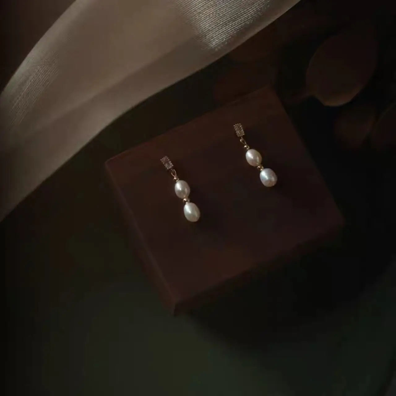 Small Rice Pearl Earrings S925 Silver Pin - Image 2