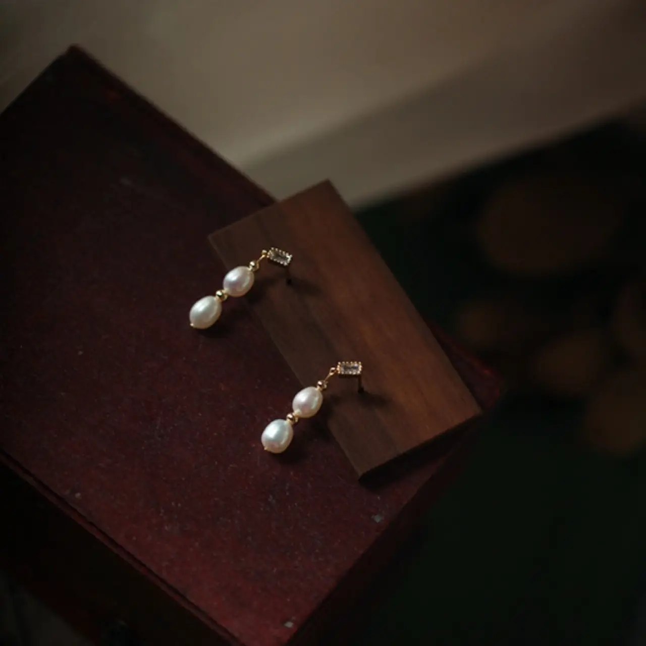 Small Rice Pearl Earrings S925 Silver Pin - Image 4