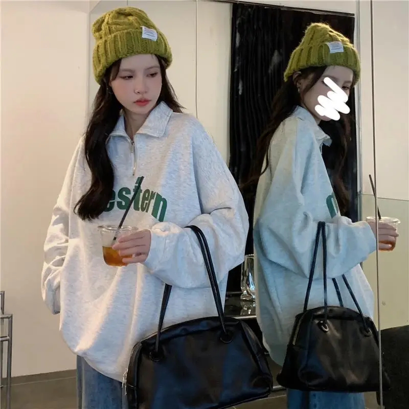 Women 2022 Casual Sweatshirt with American Print - Image 3