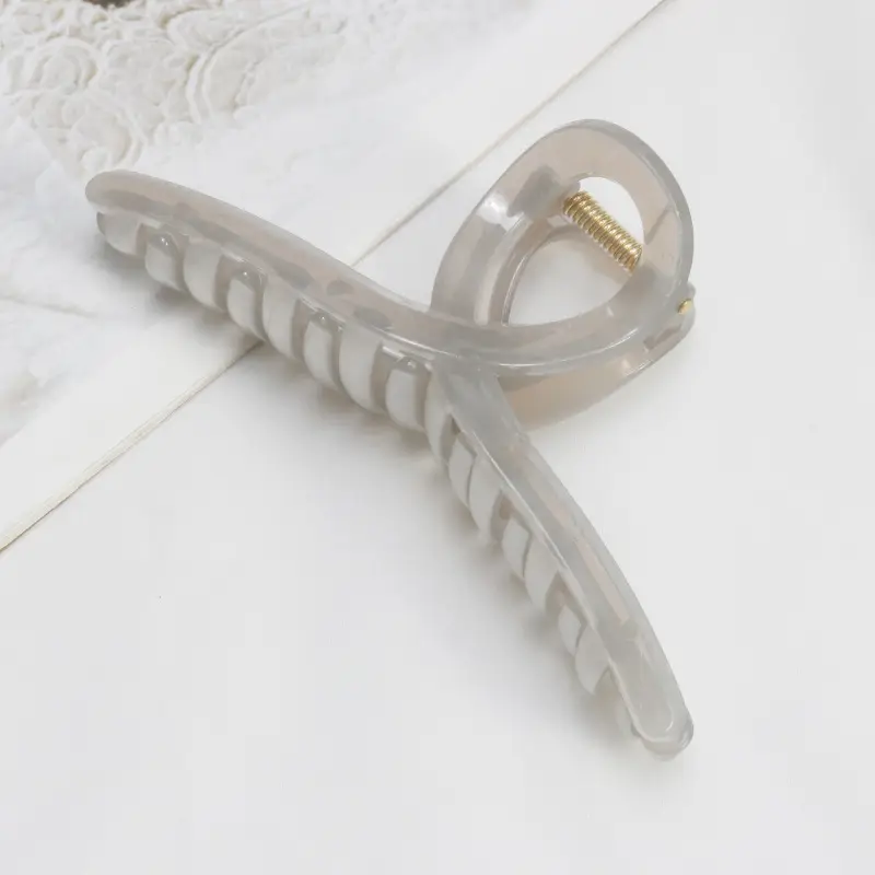 Jelly Hair Grab for Women Large Size Elegant Design - Image 9