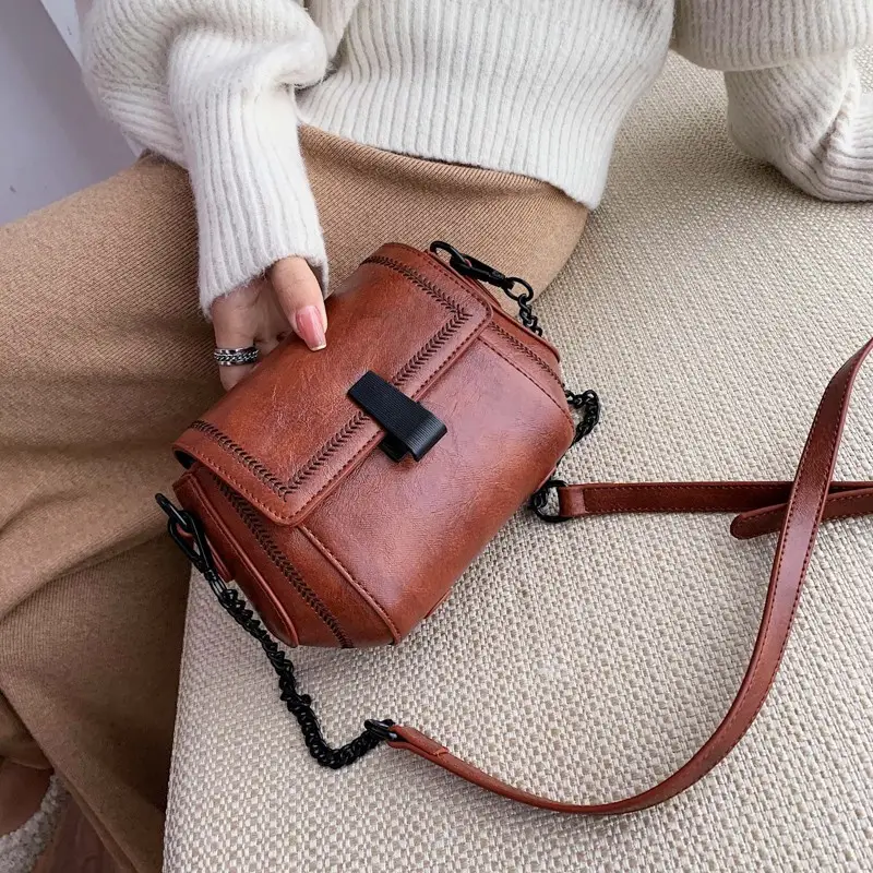 Black Korean Style Chain Crossbody Bag for Women - Image 11