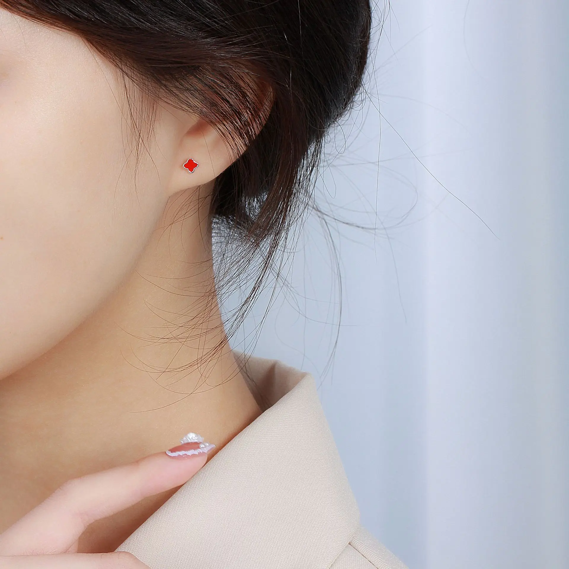 S999 Silver Lucky Clover Earrings for Women - Image 5