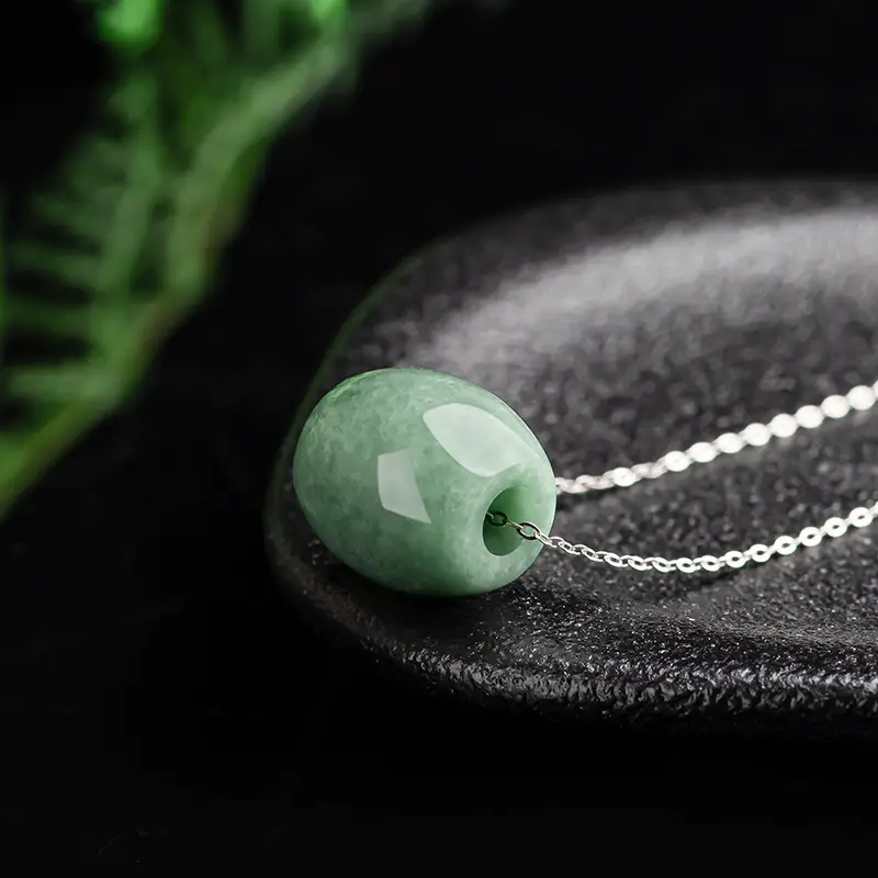 Green Jade Bean Necklace for Women - Image 4