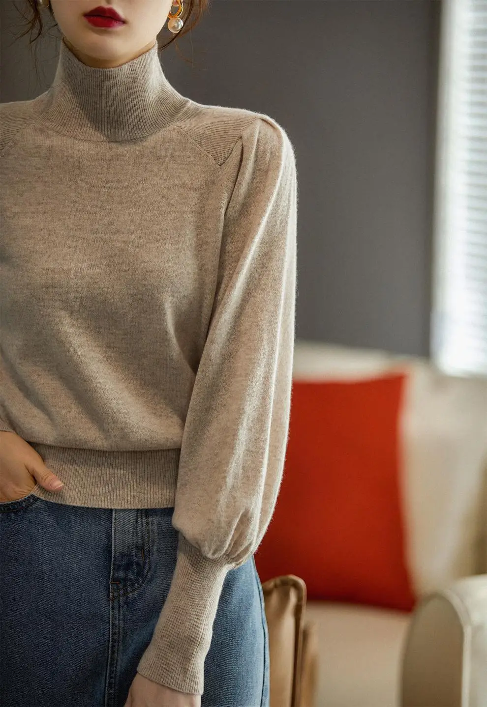 Women Black Knit Sweatshirt with Long Sleeve & High Waist — feature 2