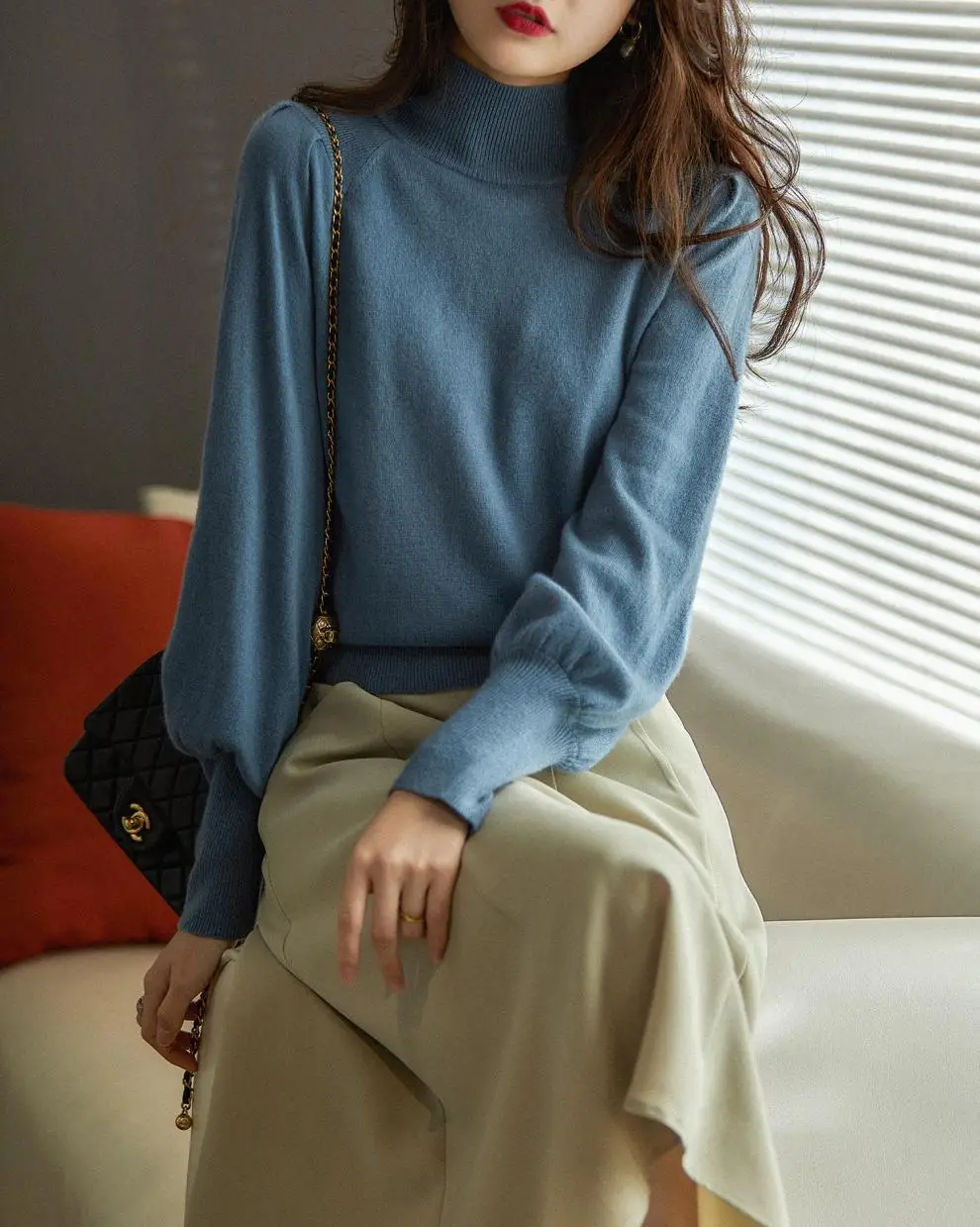 Women Black Knit Sweatshirt with Long Sleeve & High Waist — feature 4