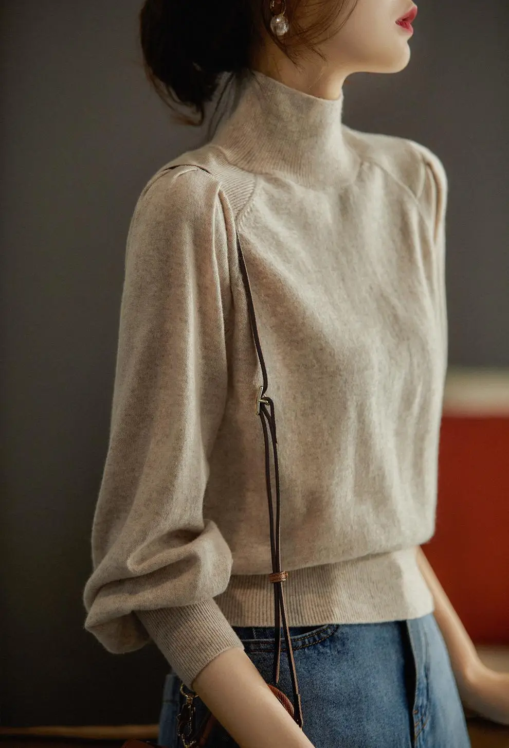 Women Black Knit Sweatshirt with Long Sleeve & High Waist - Image 3
