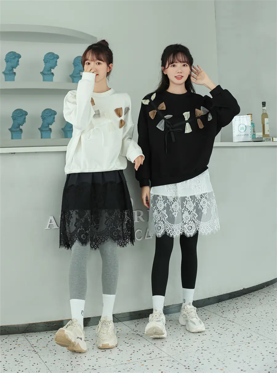 2022 Spring Sweater Set White Black Lace Bottom Large — feature 19
