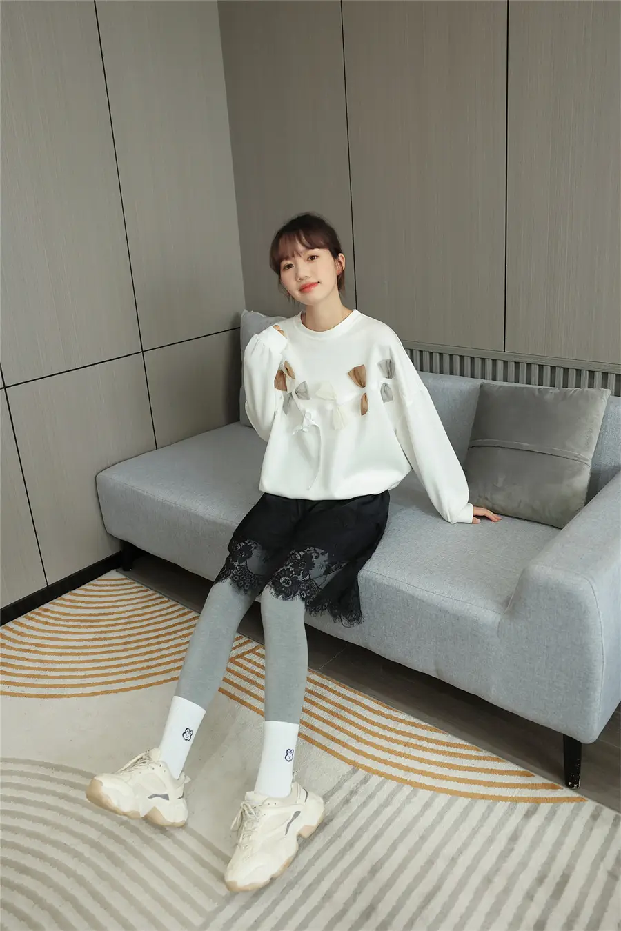 2022 Spring Sweater Set White Black Lace Bottom Large — feature 23