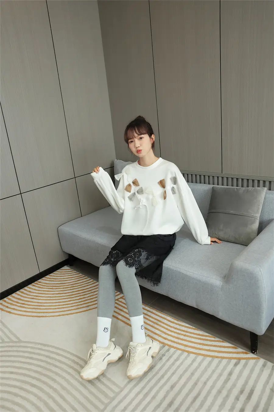 2022 Spring Sweater Set White Black Lace Bottom Large — feature 24