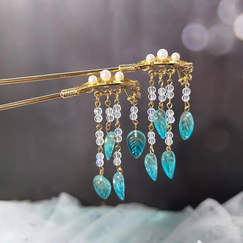 Elegant Gold Tassel Hairpin with Blue Crystal Drop - Image 4