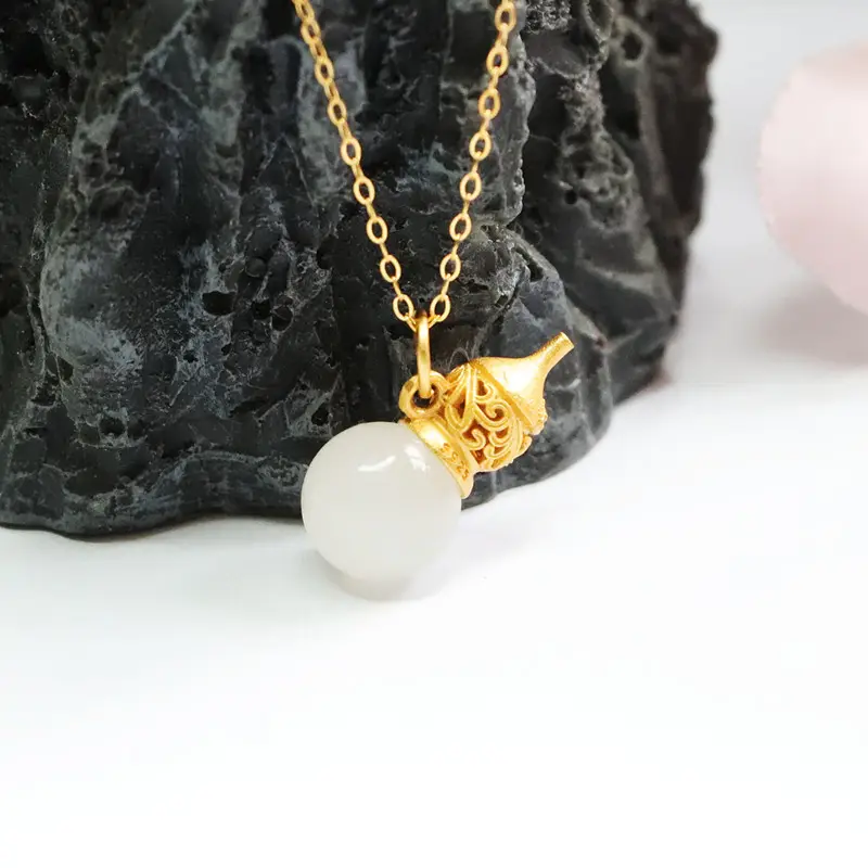 Guan Yu Pendant Necklace Gold Inlay White Jade Gourd — feature 11