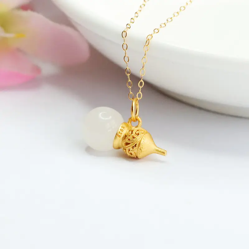 Guan Yu Pendant Necklace Gold Inlay White Jade Gourd — feature 4
