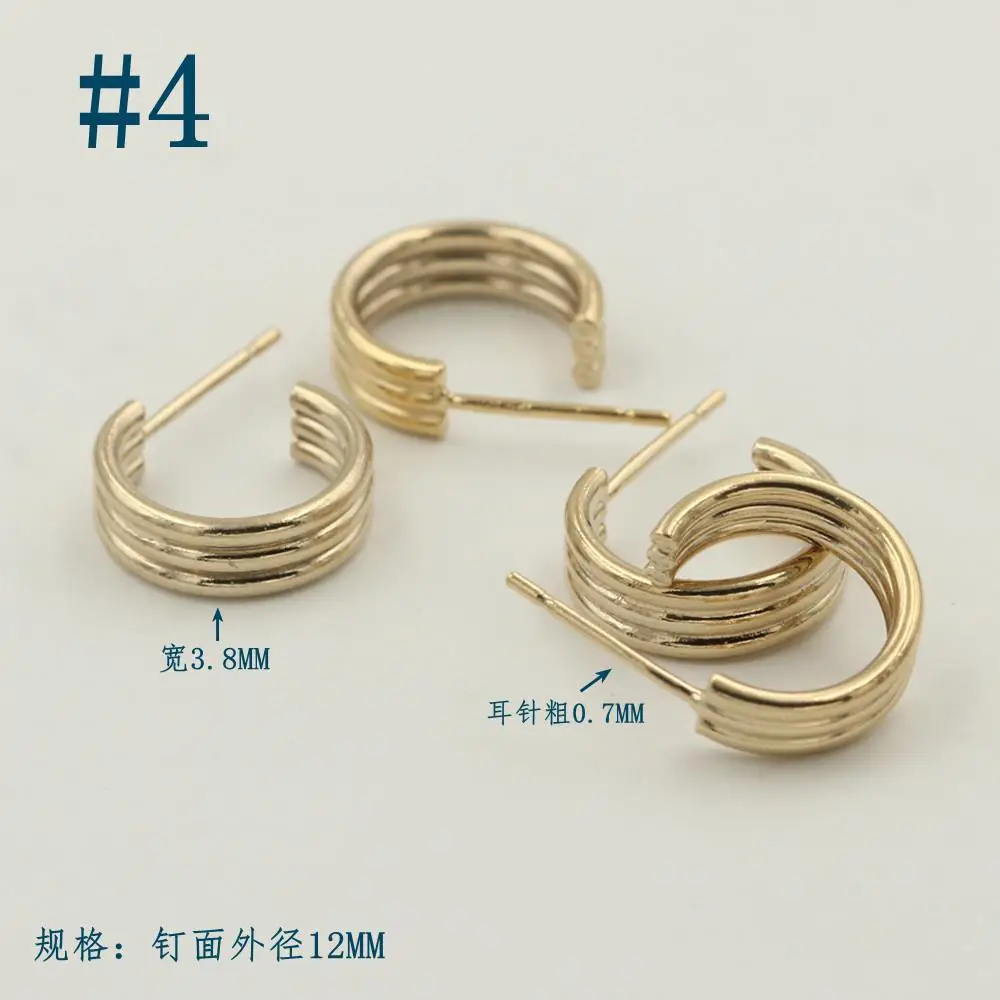 US 14K Gold Twist Semicircle Ear Rings — feature 5