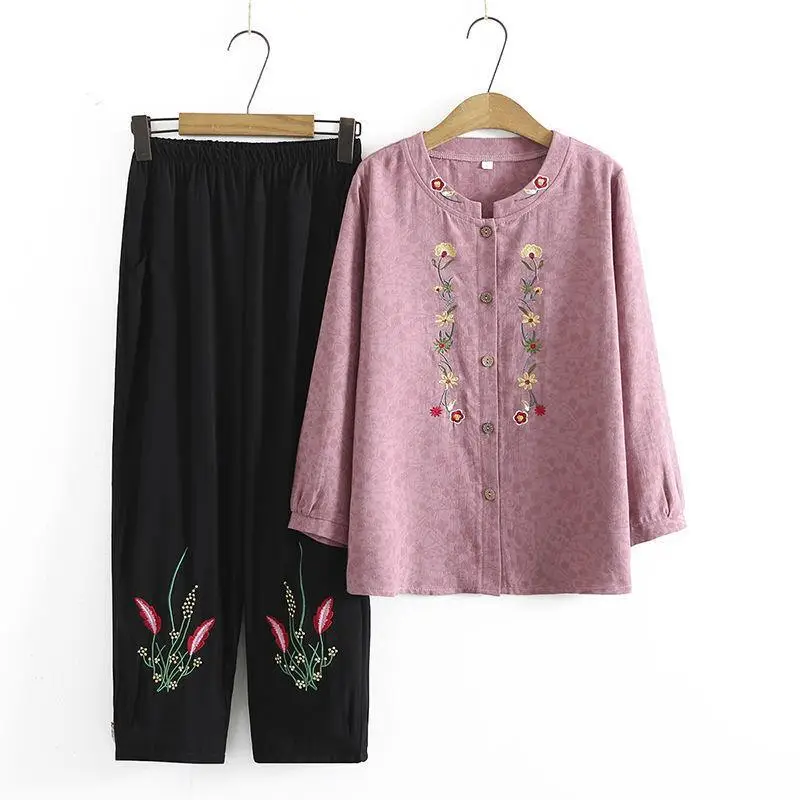 Pink Embroidered Cotton Mother's Cardigan Set - Image 11