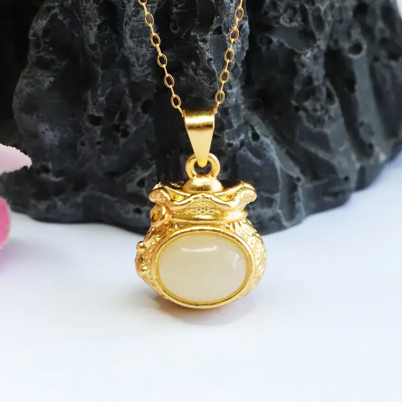 Guan Yu S925 Silver Inlaid Hetian Jade Necklace — feature 4