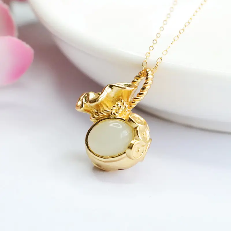 Guan Yu S925 Silver Inlaid Jade Necklace for Women — feature 10