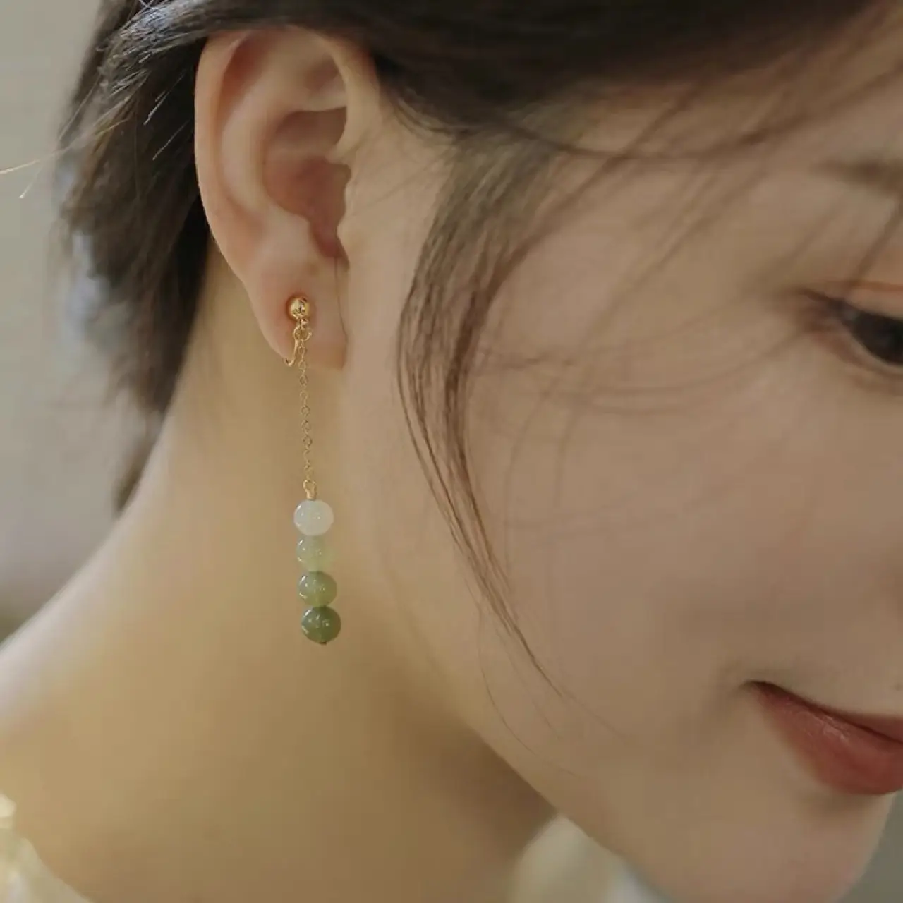Green Jade Earrings for Women Anti-Drop - Image 2