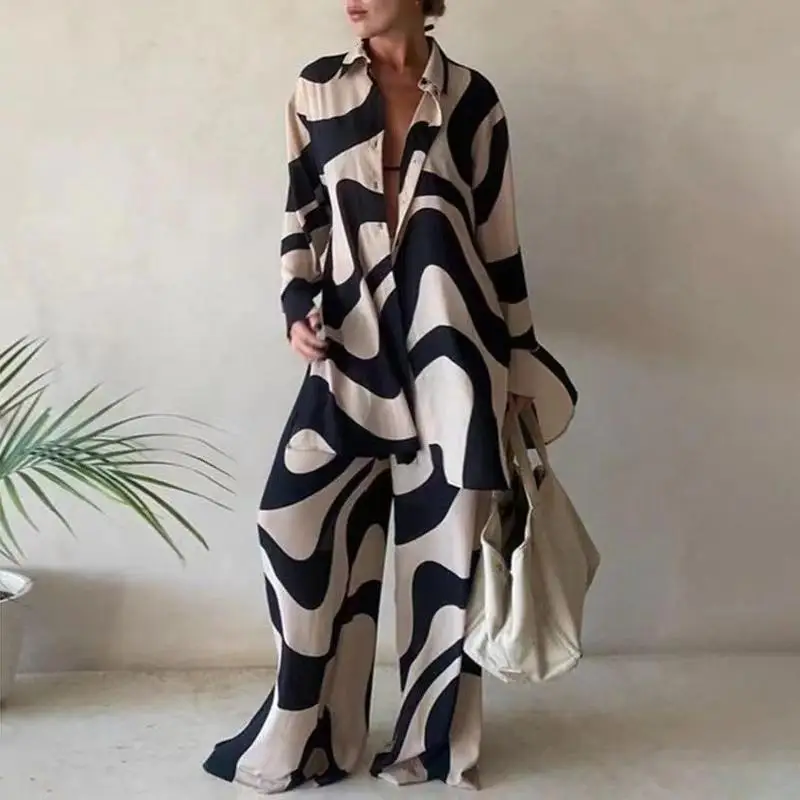 2022 Women's Printed Loose Suit with Long Sleeve Shirt & Straight Trousers — feature 2
