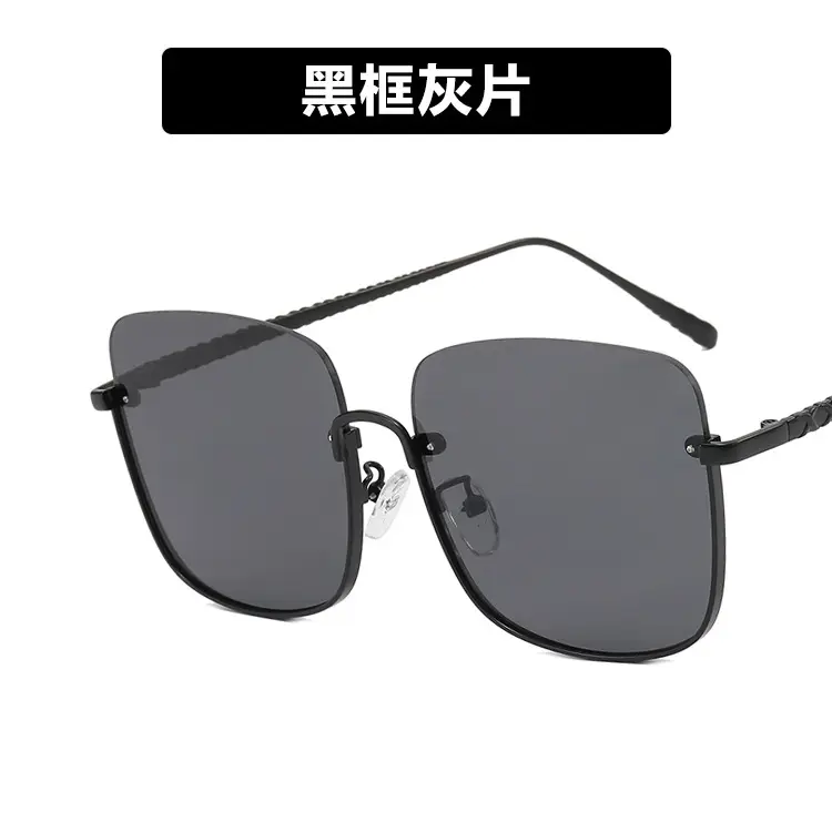 Women Retro Brown Sunglasses UV Protection 2022 - Image 3