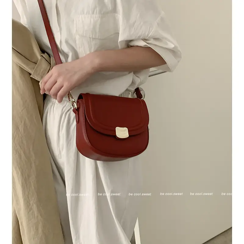 Women's Red Square Crossbody Bag 2022 New Trendy - Image 4