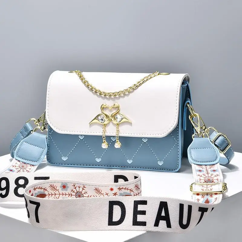 Women's White Black Chain Crossbody Bag 2025