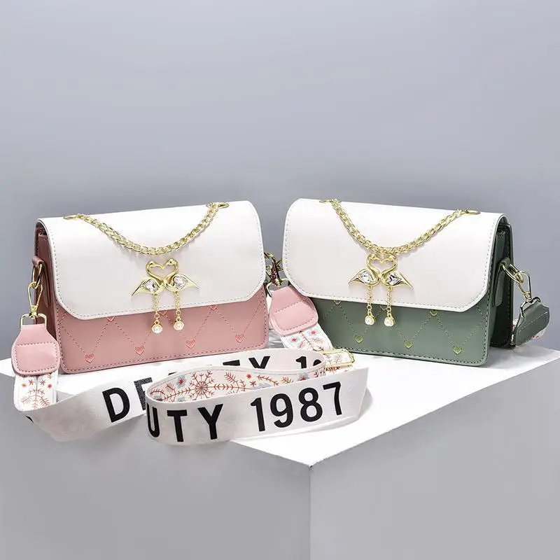 Women's White Black Chain Crossbody Bag 2025 - Image 9