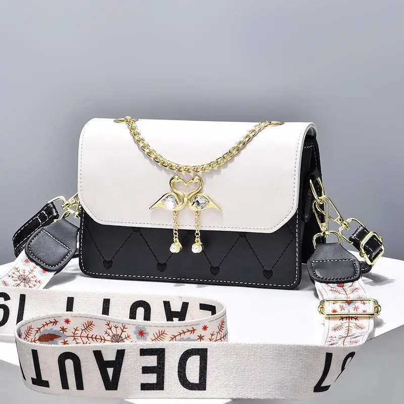 Women's White Black Chain Crossbody Bag 2025 - Image 3