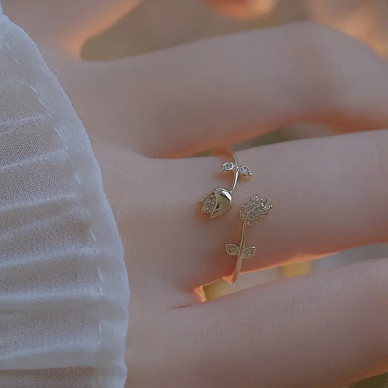 Vintage Twin Flower Ring Rose Flower Design - Image 2