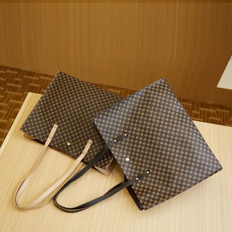 Vintage Croc Pattern Yellow Tote Bag for Women - Image 9