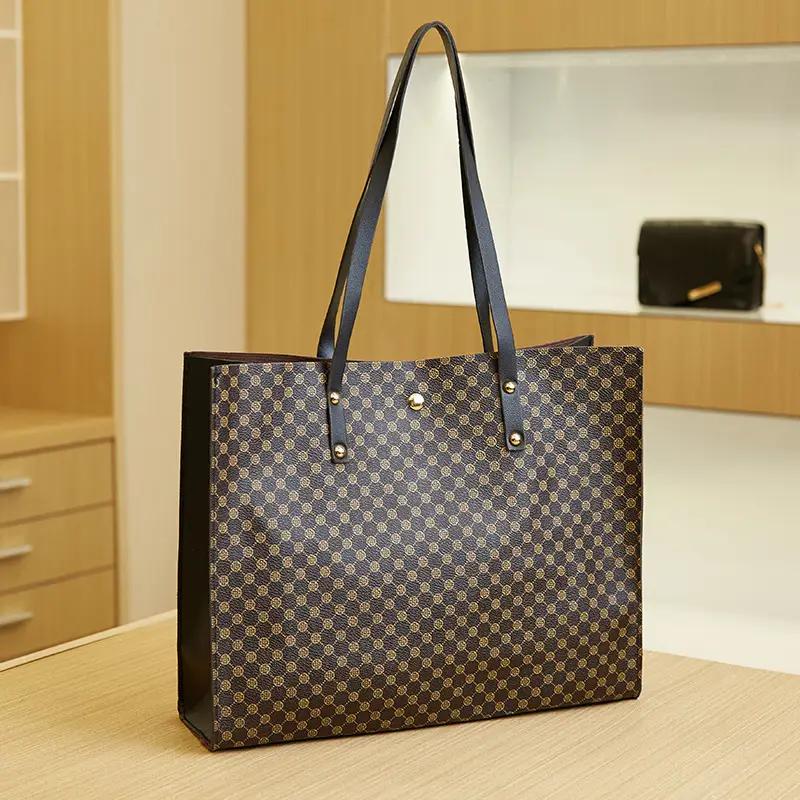 Vintage Croc Pattern Yellow Tote Bag for Women - Image 5