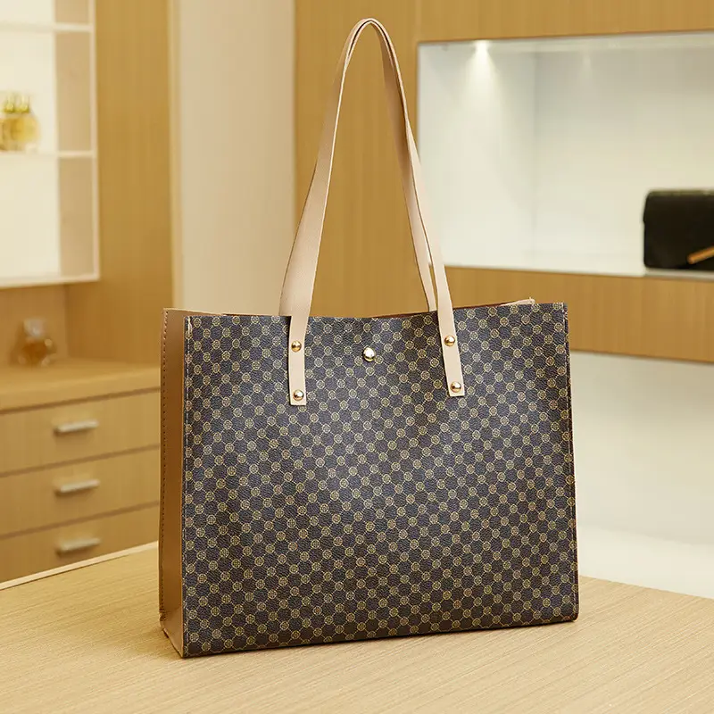Vintage Croc Pattern Yellow Tote Bag for Women - Image 6