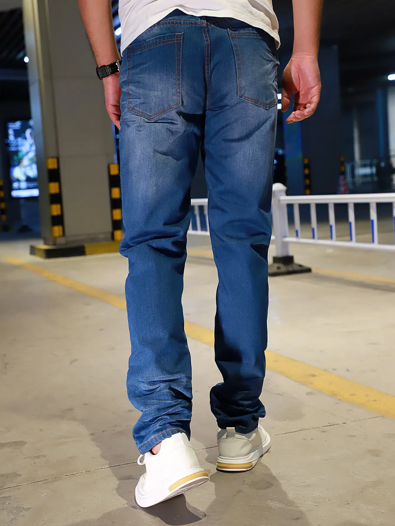 Men's Ripped European Jeans Straight Fit White Sneakers