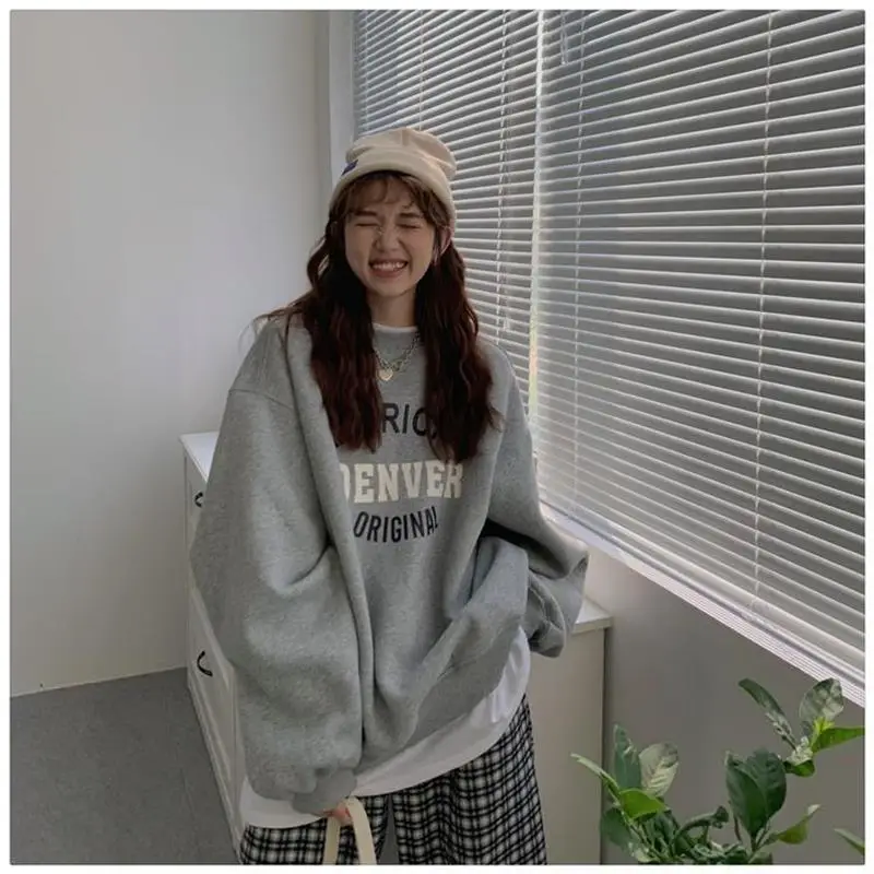 Women Round Neck Sweatshirt Denver Original Print — feature 4