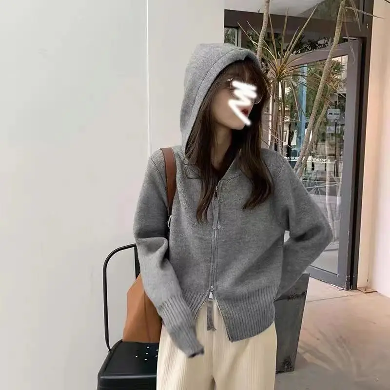 Blue Knit Short Cardigan for Women 2025 - Image 2