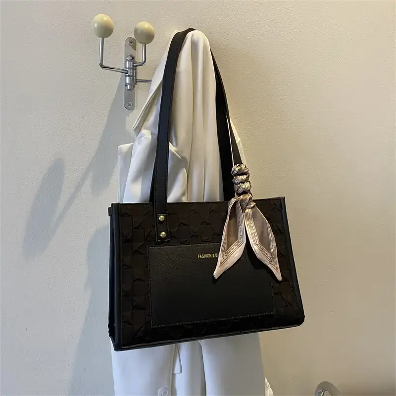 Elegant Black Tote Bag for Women 2022 Winter Shoulder Carry - Image 6