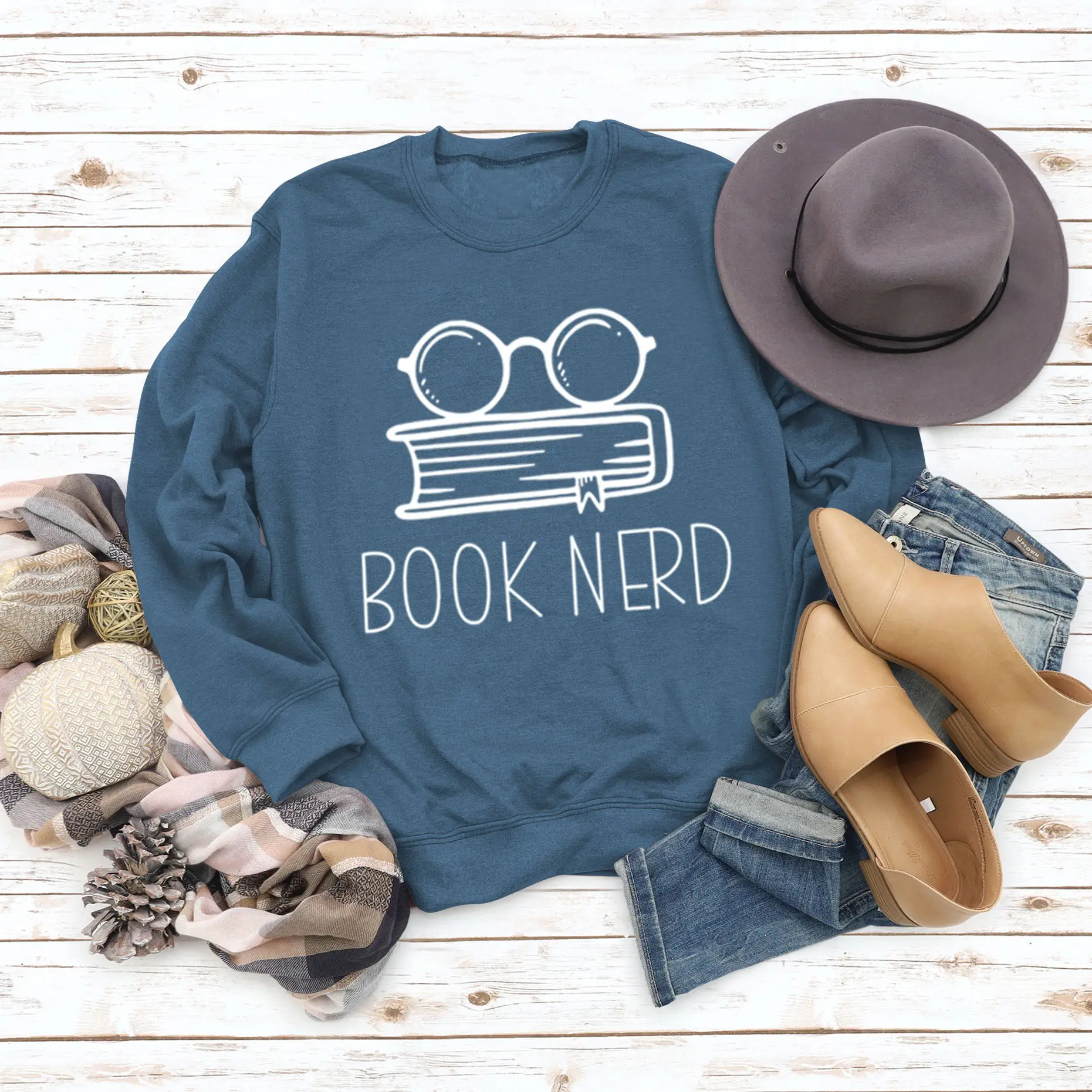 Green Book Nerd Sweatshirt with Glasses Print - Image 13