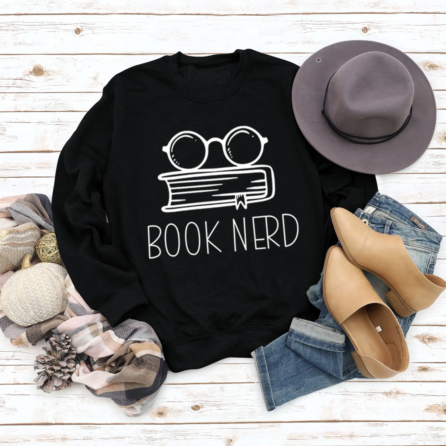 Green Book Nerd Sweatshirt with Glasses Print - Image 2