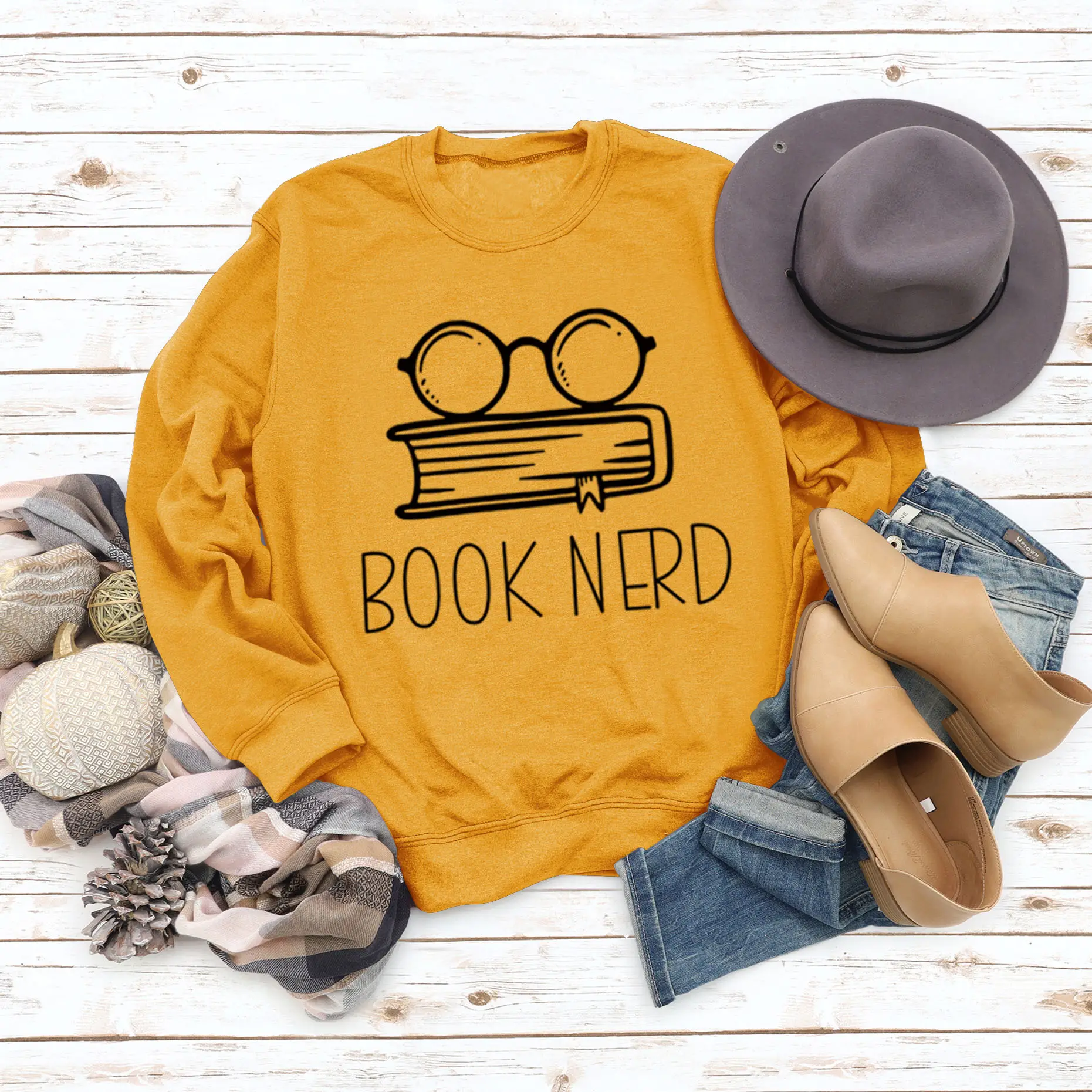 Green Book Nerd Sweatshirt with Glasses Print - Image 5