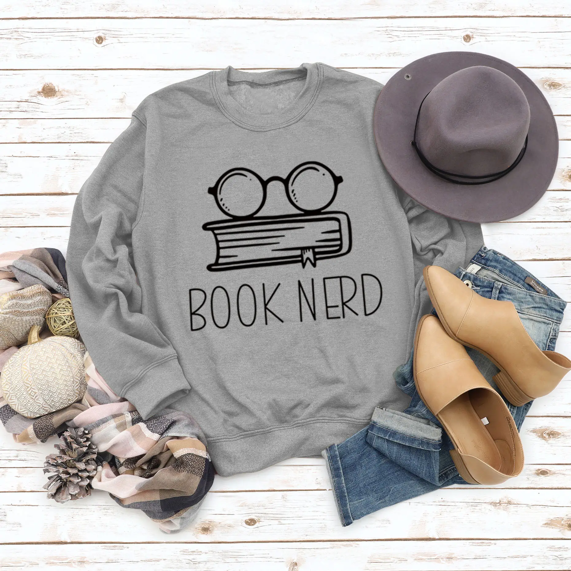 Green Book Nerd Sweatshirt with Glasses Print - Image 6